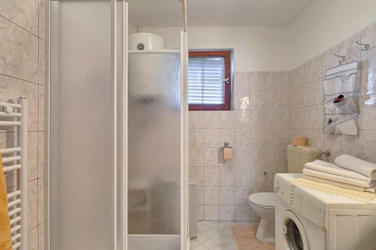 Apartman D&D, Dvorine 63 Banjole Extérieur photo